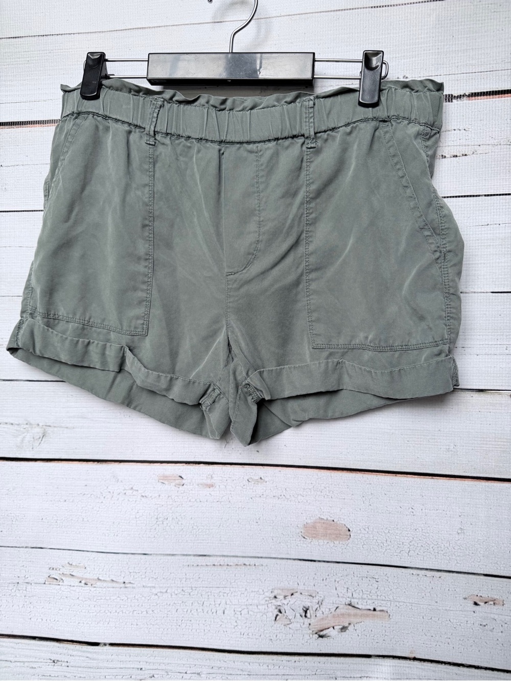 aerie Sage Green Elastic-Waist Casual Shorts